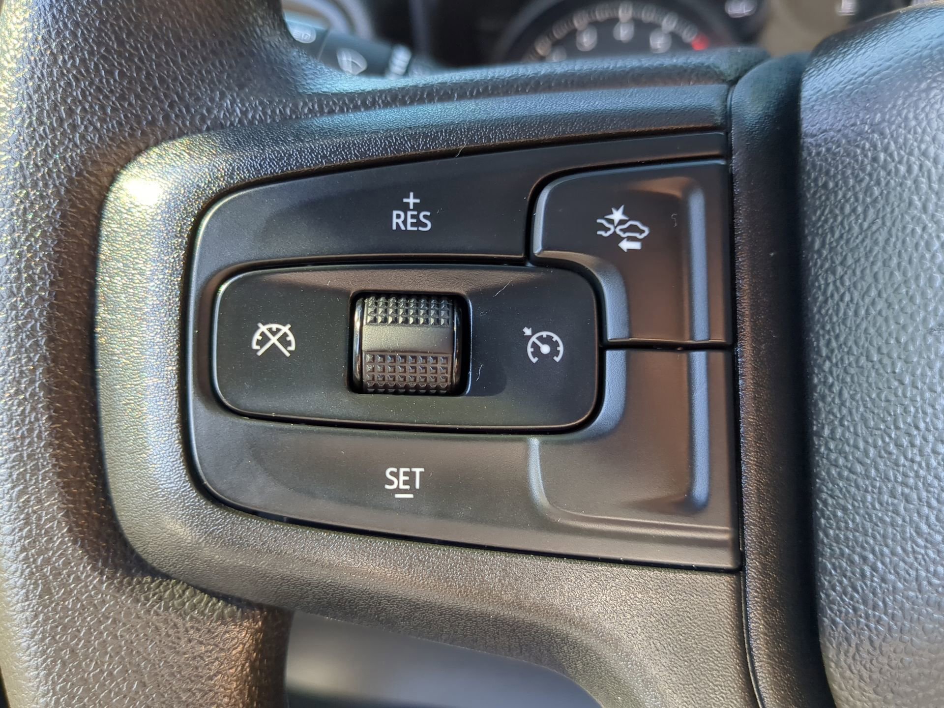 Used 2025 Chevrolet Silverado 1500 Custom w/ Turbomax Blackout Package image 55