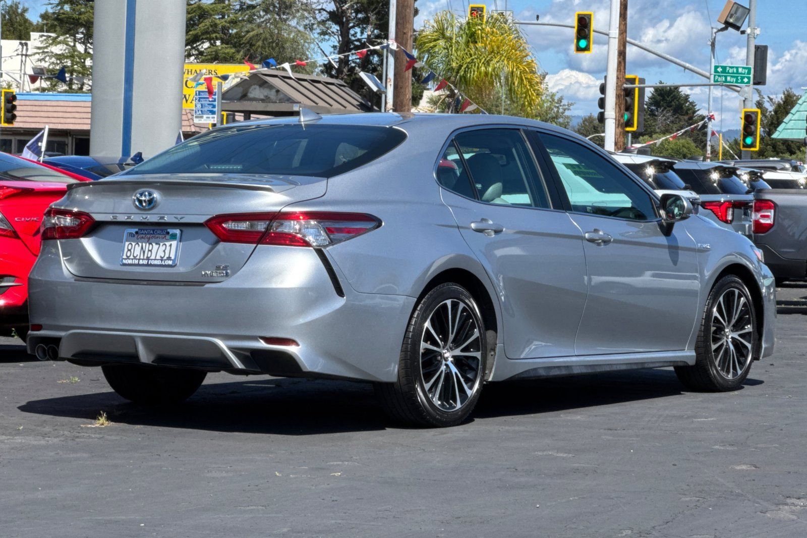 Used 2018 Toyota Camry SE w/ Audio Package FWD image 26
