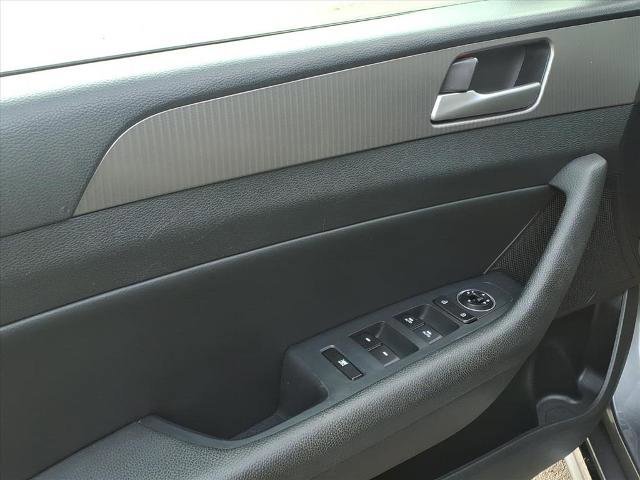 Used 2018 Hyundai Sonata Sport image 9