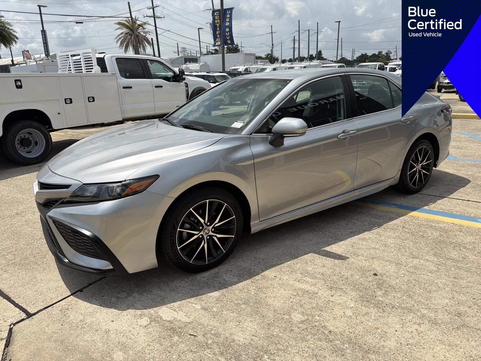 Used 2024 Toyota Camry SE FWD image 5