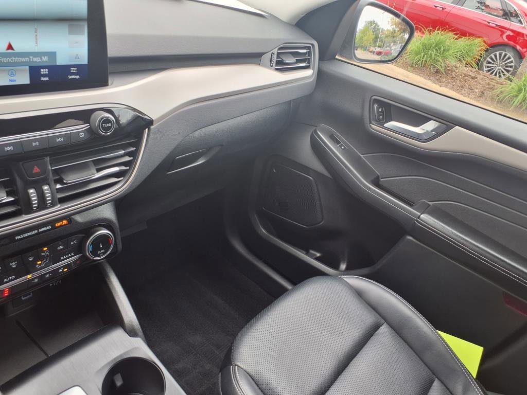 Certified 2022 Ford Escape SEL image 21