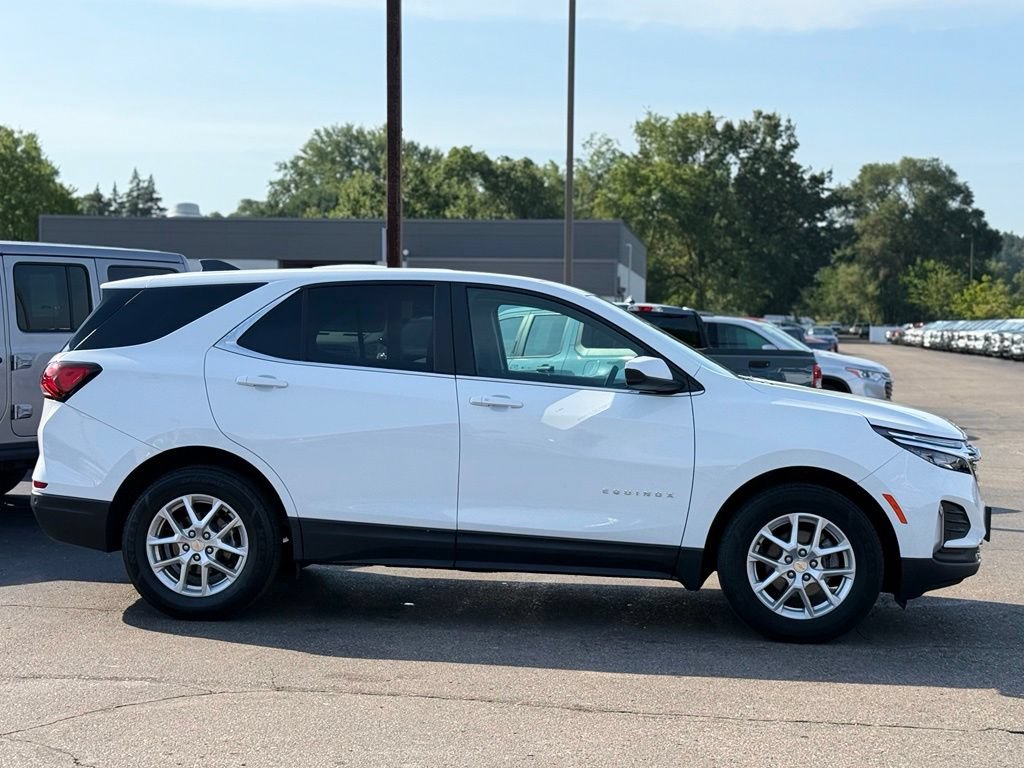 Used 2023 Chevrolet Equinox LT FWD image 29