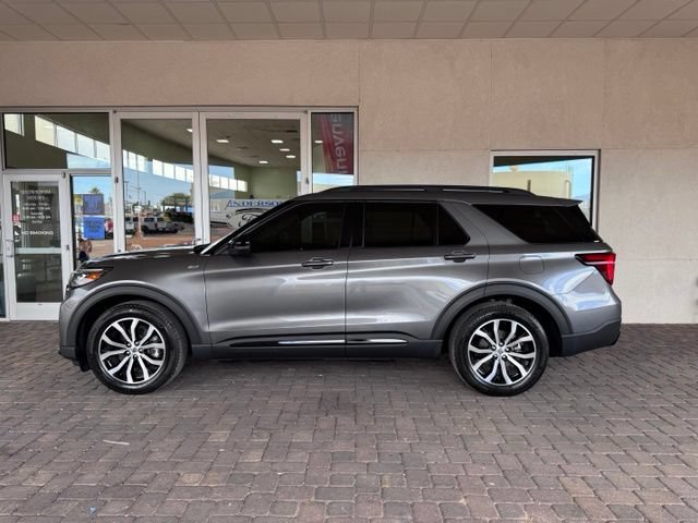 Certified 2025 Ford Explorer ST-Line RWD image 2