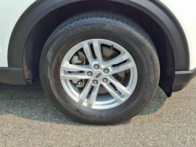 Certified 2023 Ford Explorer XLT w/ Equipment Group 202A AWD/4WD image 19