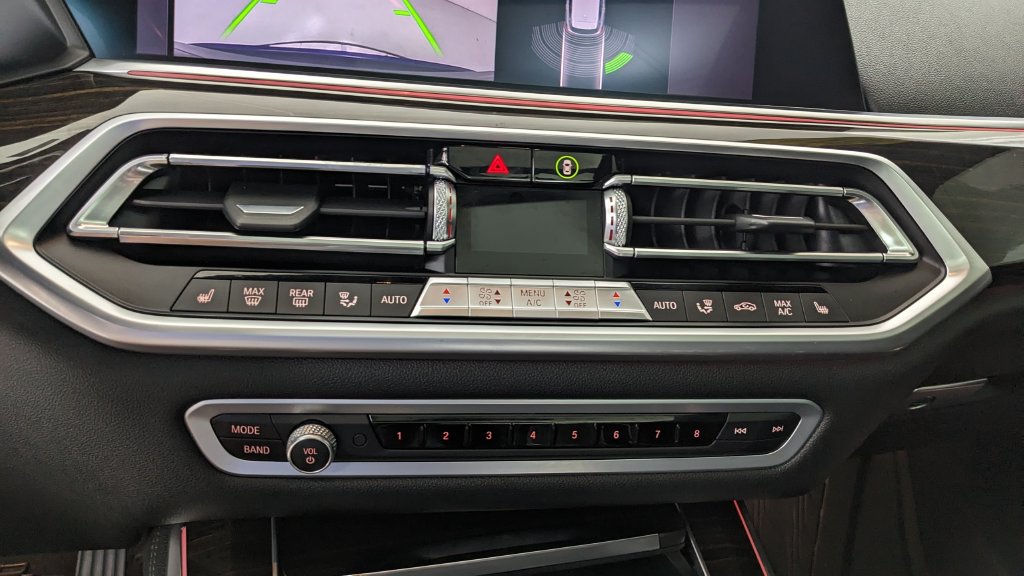 Used 2019 BMW X5 xDrive40i w/ Premium Essential Package AWD/4WD image 29