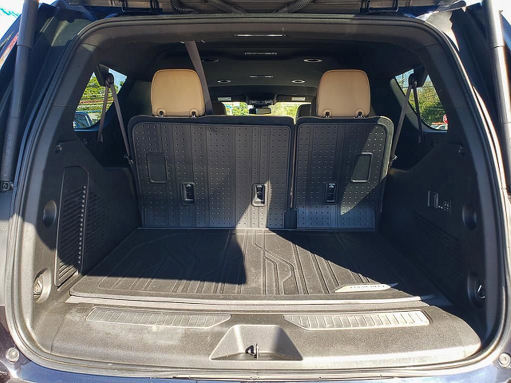 Used 2023 Chevrolet Suburban Premier w/ Max Trailering Package image 27