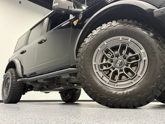 Certified 2022 Ford Bronco Badlands AWD/4WD image 3