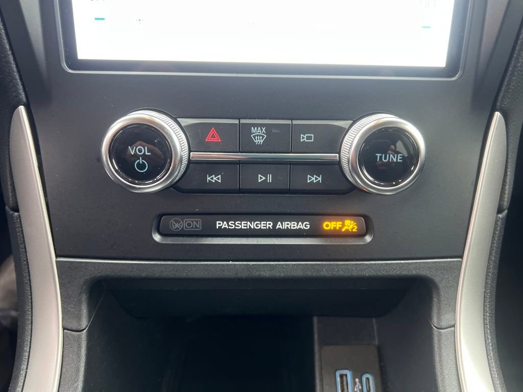 Certified 2024 Ford Edge SEL w/ Convenience Package image 18