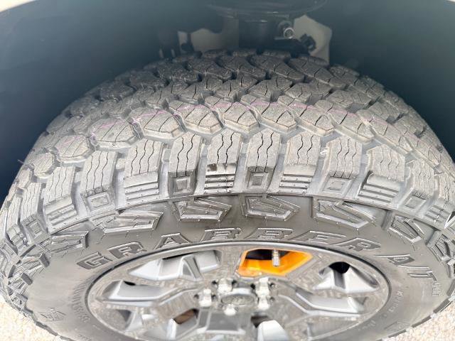 Certified 2024 Ford Maverick Tremor w/ Tremor Off-Road Package image 12