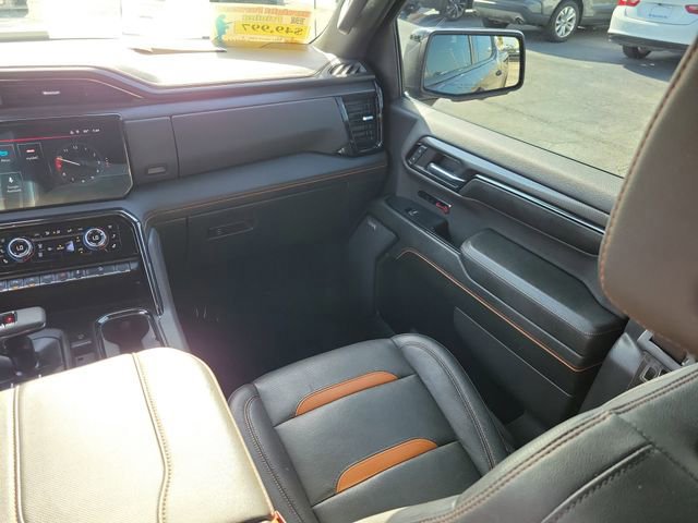 Used 2023 GMC Sierra 1500 AT4 w/ AT4 Premium Package image 13
