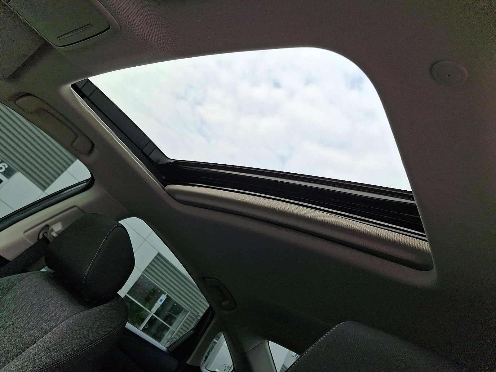 Used 2025 Honda Accord SE image 21