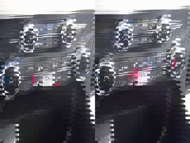 Certified 2022 Ford F150 XLT w/ Equipment Group 302A High image 39