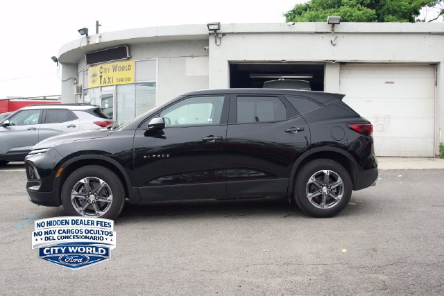 Used 2025 Chevrolet Blazer LT FWD image 7