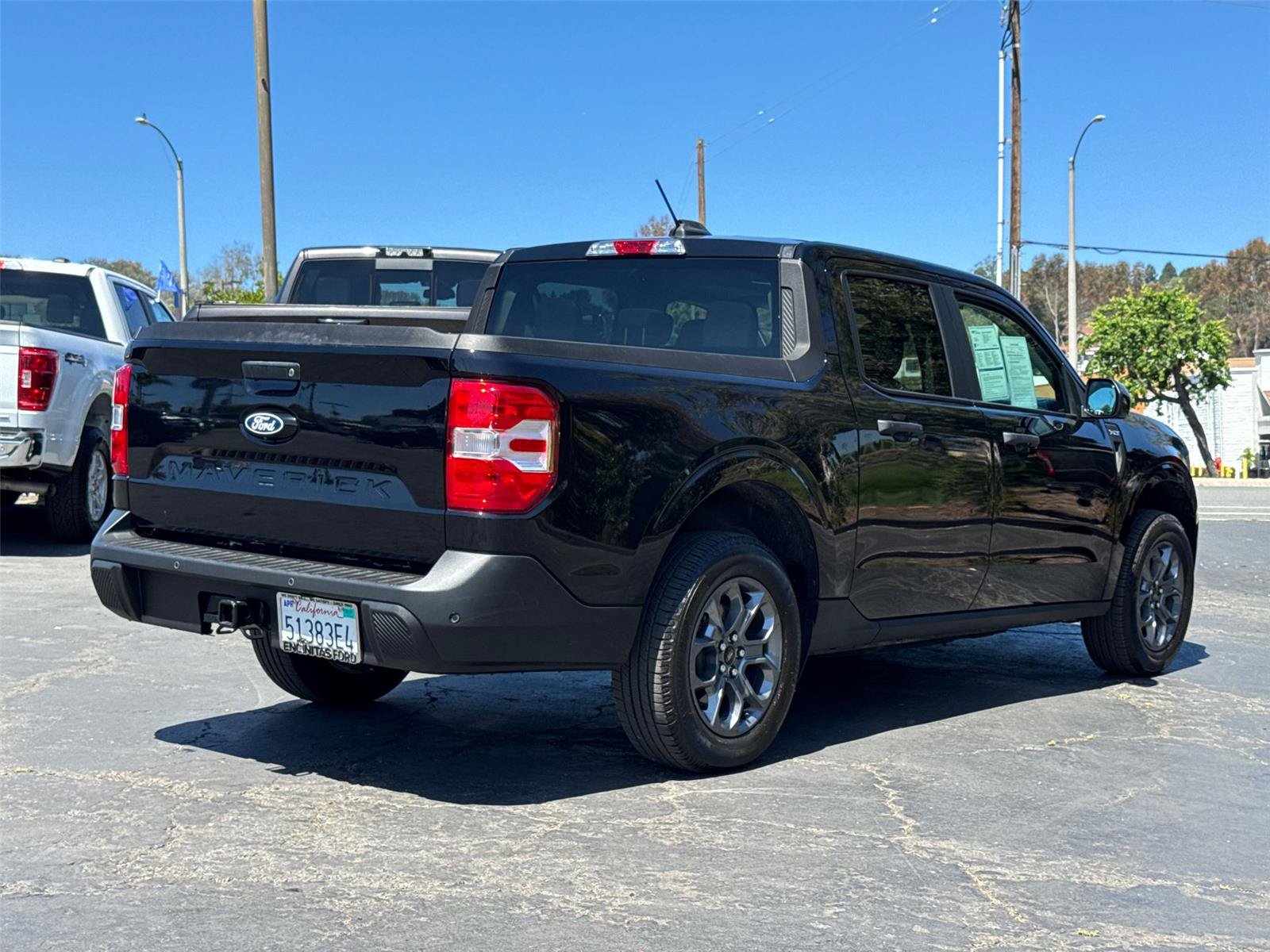 Certified 2025 Ford Maverick XLT w/ XLT Luxury Package FWD image 11