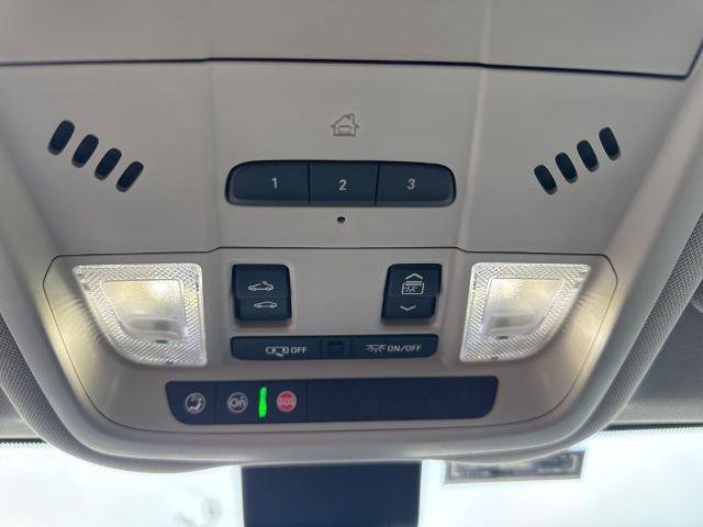 Used 2024 GMC Terrain Denali w/ Denali Premium Package image 21