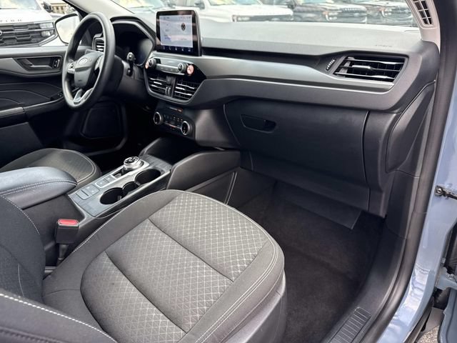 Certified 2025 Ford Escape Active AWD/4WD image 12