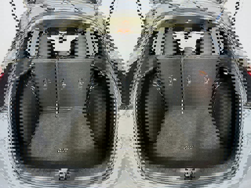 Used 2023 Nissan Kicks SV image 23