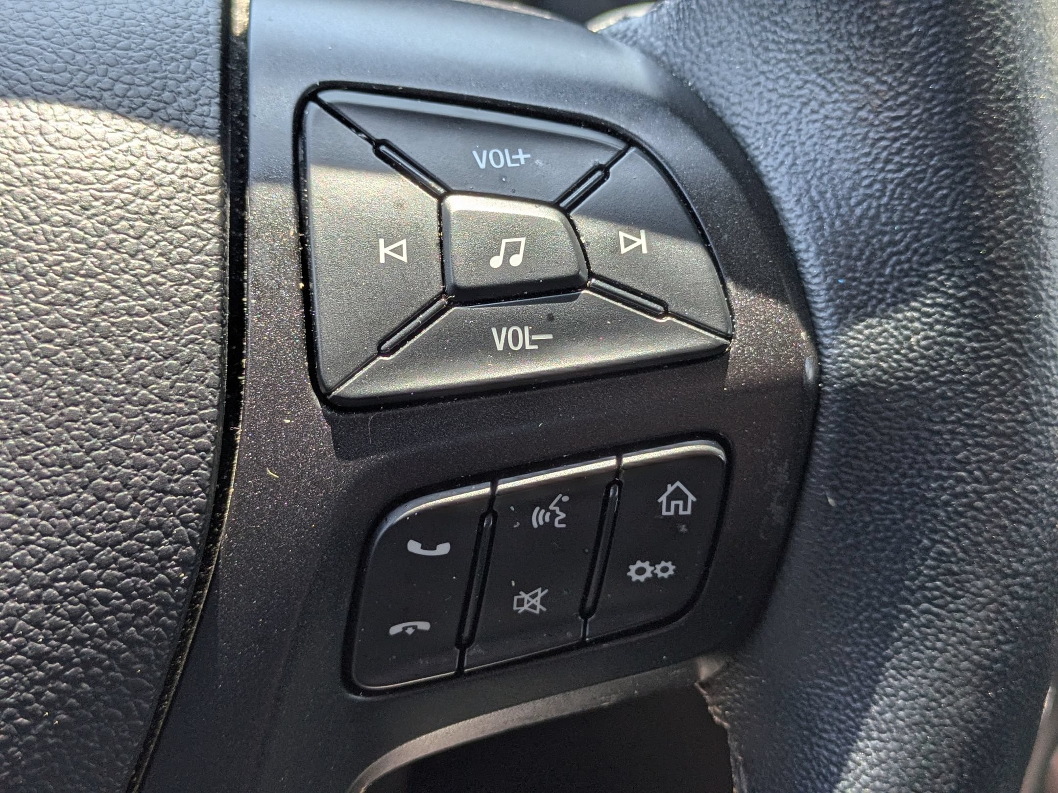 Certified 2023 Ford Ranger Lariat w/ Tremor Off-Road Package AWD/4WD image 16