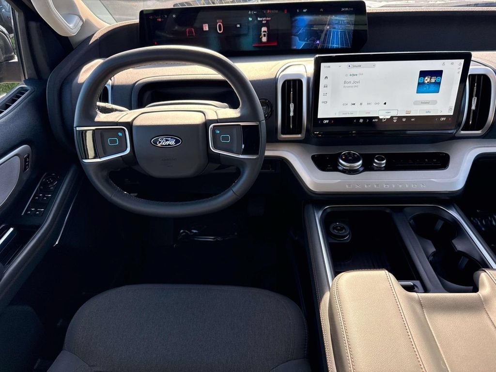 Certified 2025 Ford Expedition Active RWD image 12