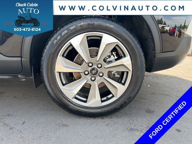 Certified 2025 Ford Escape Platinum AWD/4WD image 13