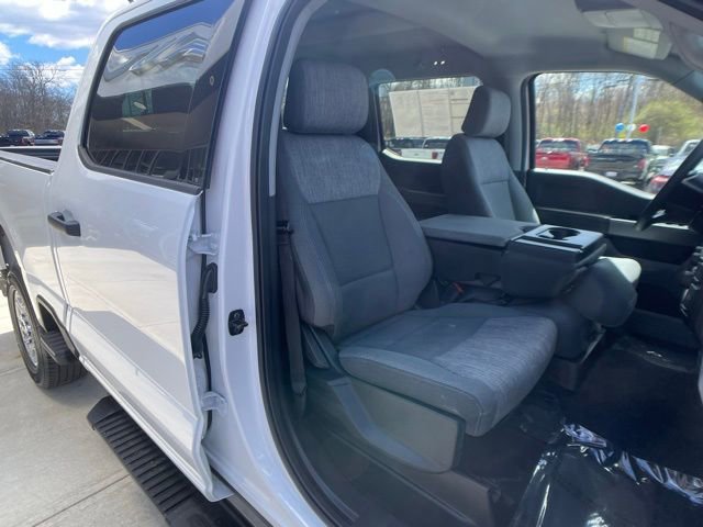Certified 2025 Ford F250 XLT AWD/4WD image 31