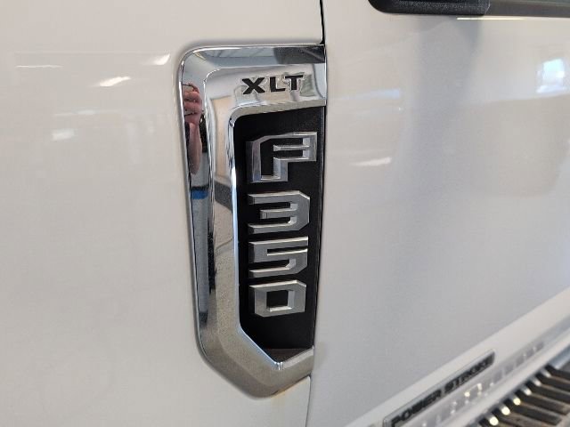 Certified 2018 Ford F350 XLT w/ XLT Value Package AWD/4WD image 8