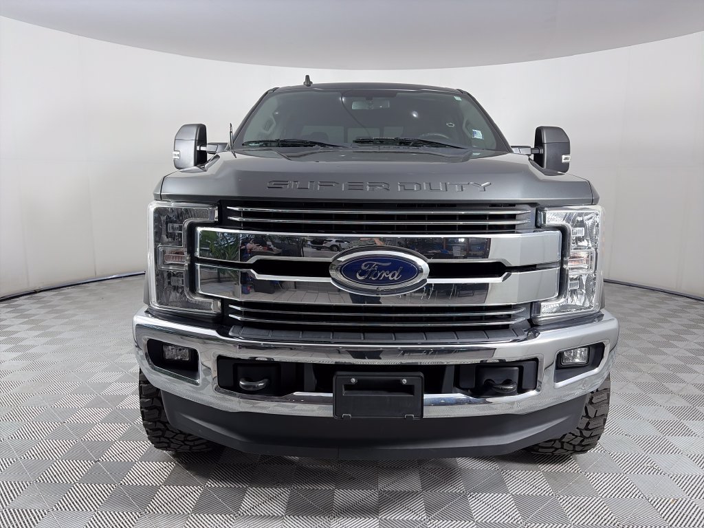 Certified 2019 Ford F250 Lariat w/ Lariat Value Package AWD/4WD image 2