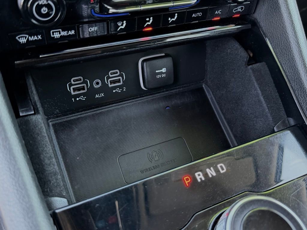 Used 2022 Jeep Grand Cherokee L Laredo w/ Luxury Tech Group I image 25