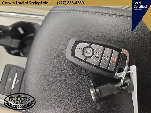 Certified 2024 Ford Edge Titanium AWD/4WD image 27