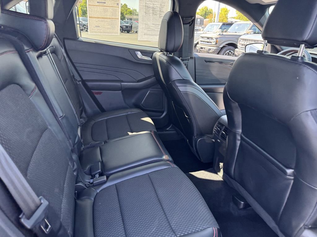 Certified 2023 Ford Escape ST-Line w/ Tech Pack #1 image 23
