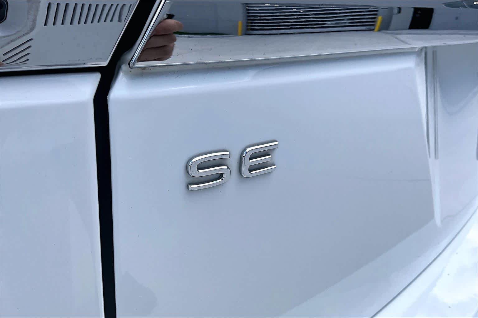 Used 2023 Volkswagen Atlas SE FWD image 10
