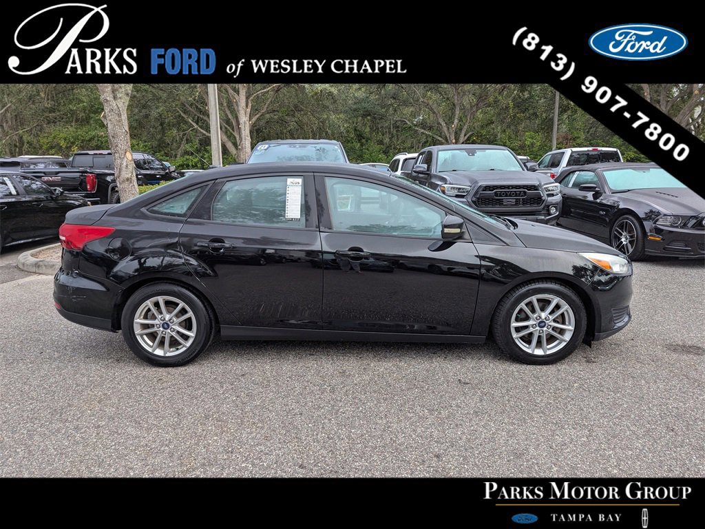 Certified 2016 Ford Focus SE image 3