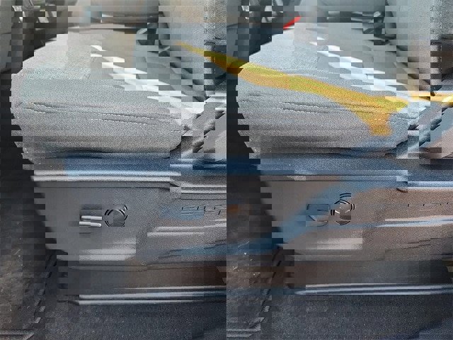 Certified 2025 Ford F350 XLT w/ Snow Plow/Camper Package image 22