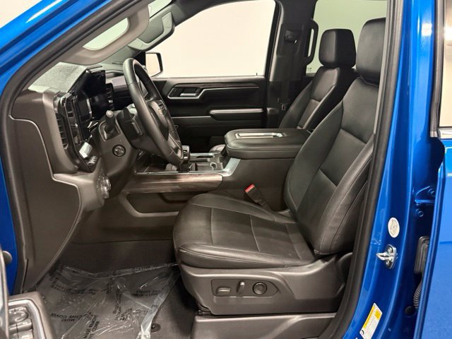 Used 2022 Chevrolet Silverado 1500 LTZ AWD/4WD image 11