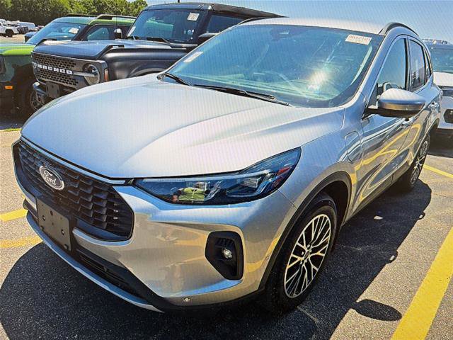 Certified 2023 Ford Escape SE w/ PHEV Premium Package