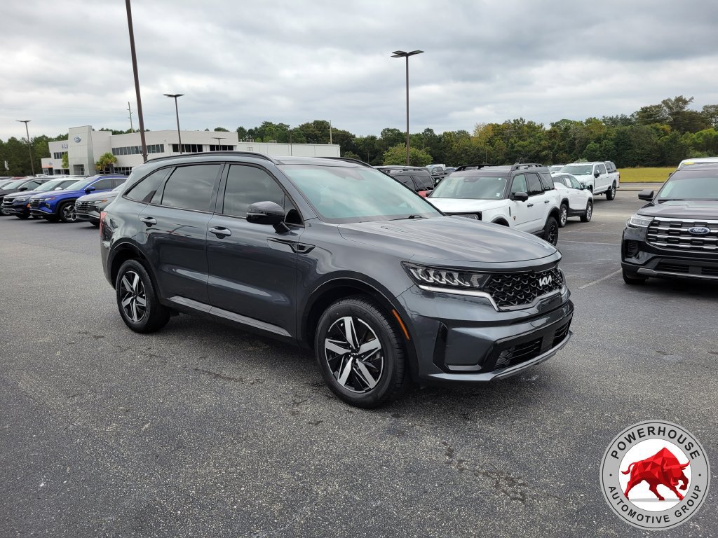 Used 2023 Kia Sorento EX w/ Panoramic Sunroof Package FWD image 9