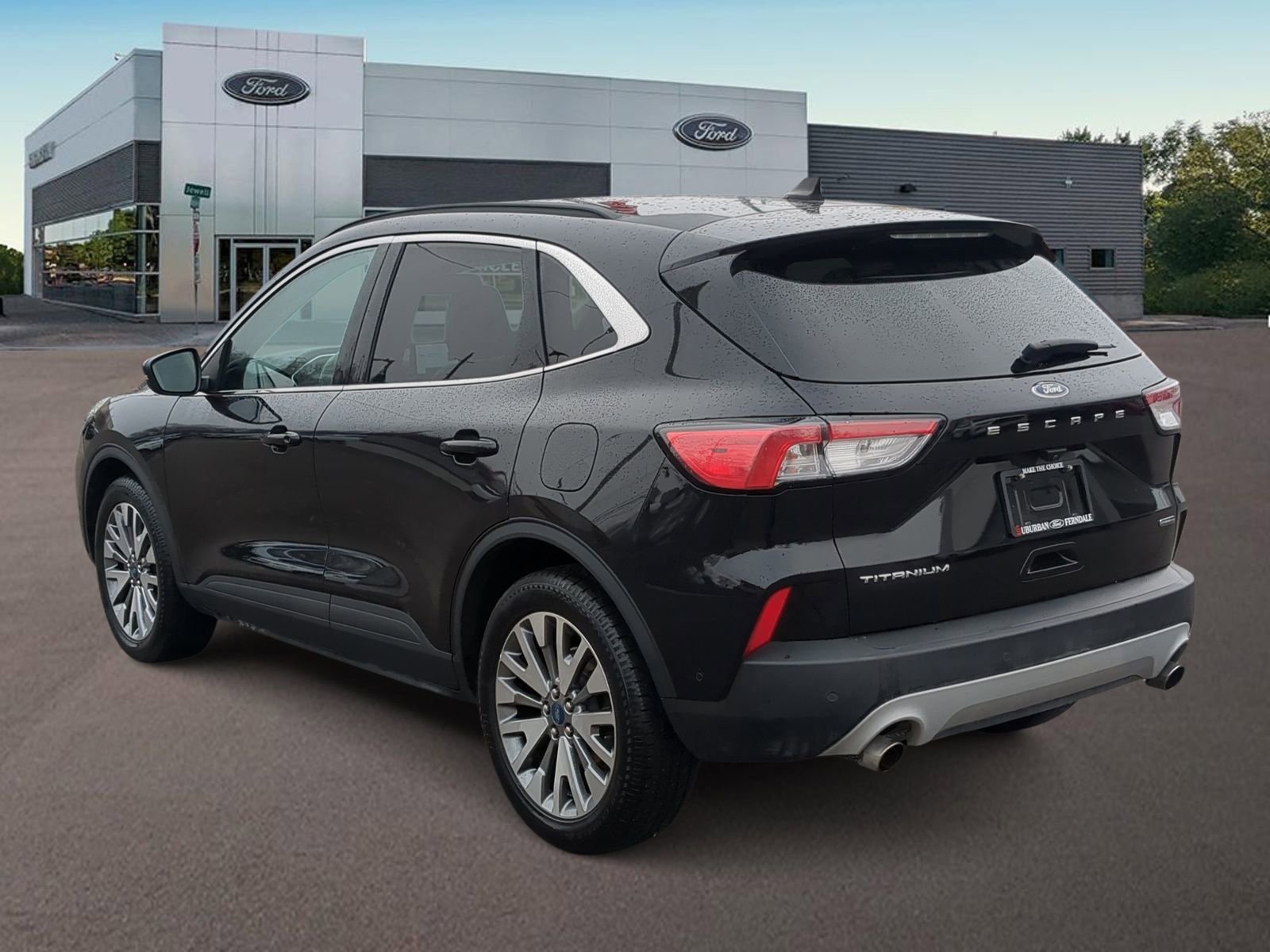 Certified 2020 Ford Escape Titanium image 8