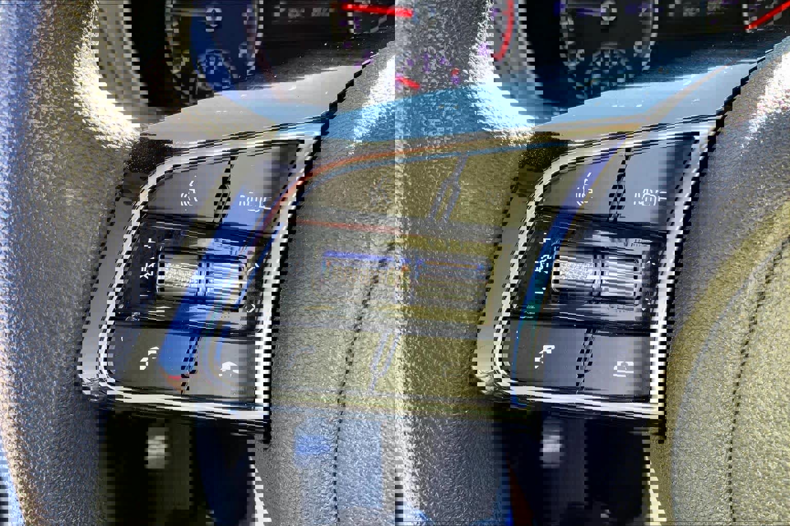 Used 2020 Kia Optima LX image 23