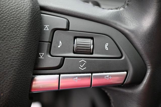 Used 2024 Cadillac XT4 Premium Luxury FWD image 17