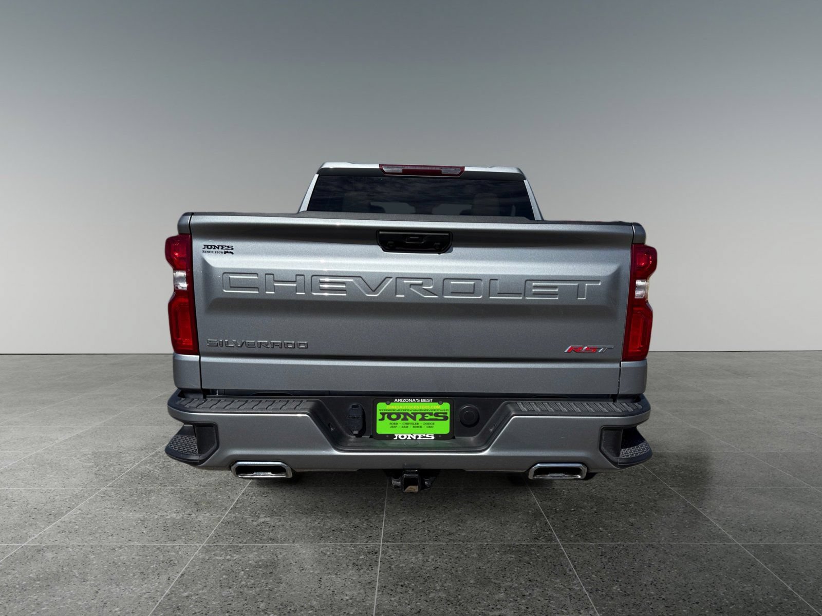 Used 2024 Chevrolet Silverado 1500 RST AWD/4WD image 5