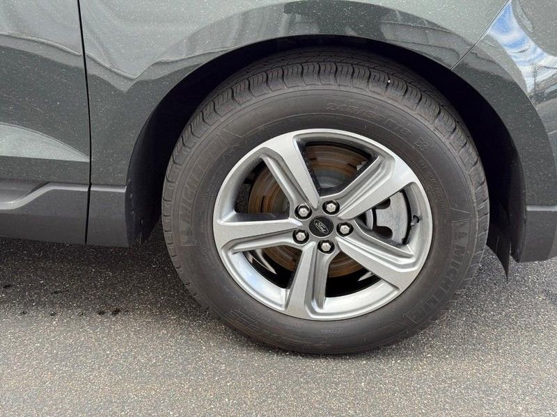 Certified 2024 Ford Edge SEL w/ Convenience Package image 8
