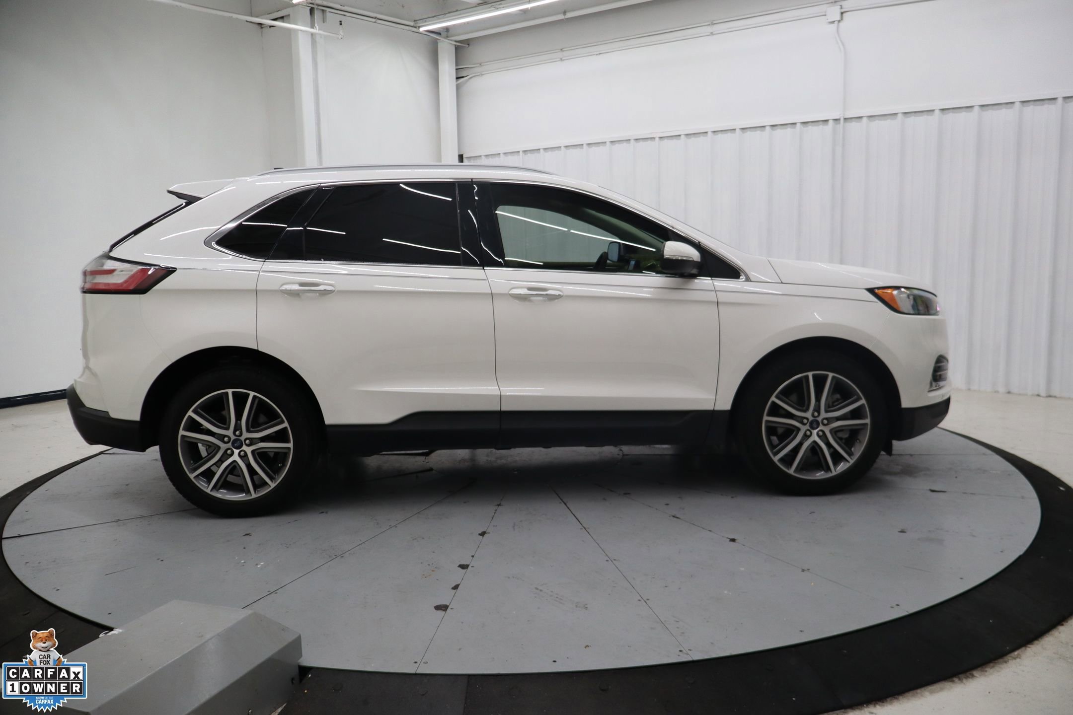 Certified 2022 Ford Edge Titanium AWD/4WD image 8