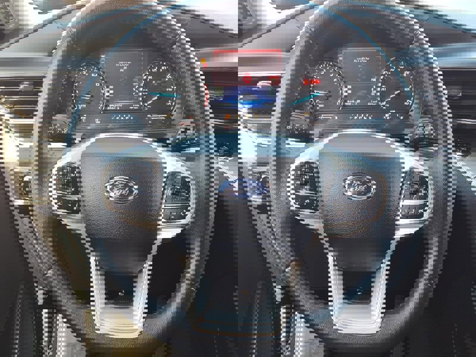 Certified 2023 Ford Explorer XLT w/ Equipment Group 202A image 21