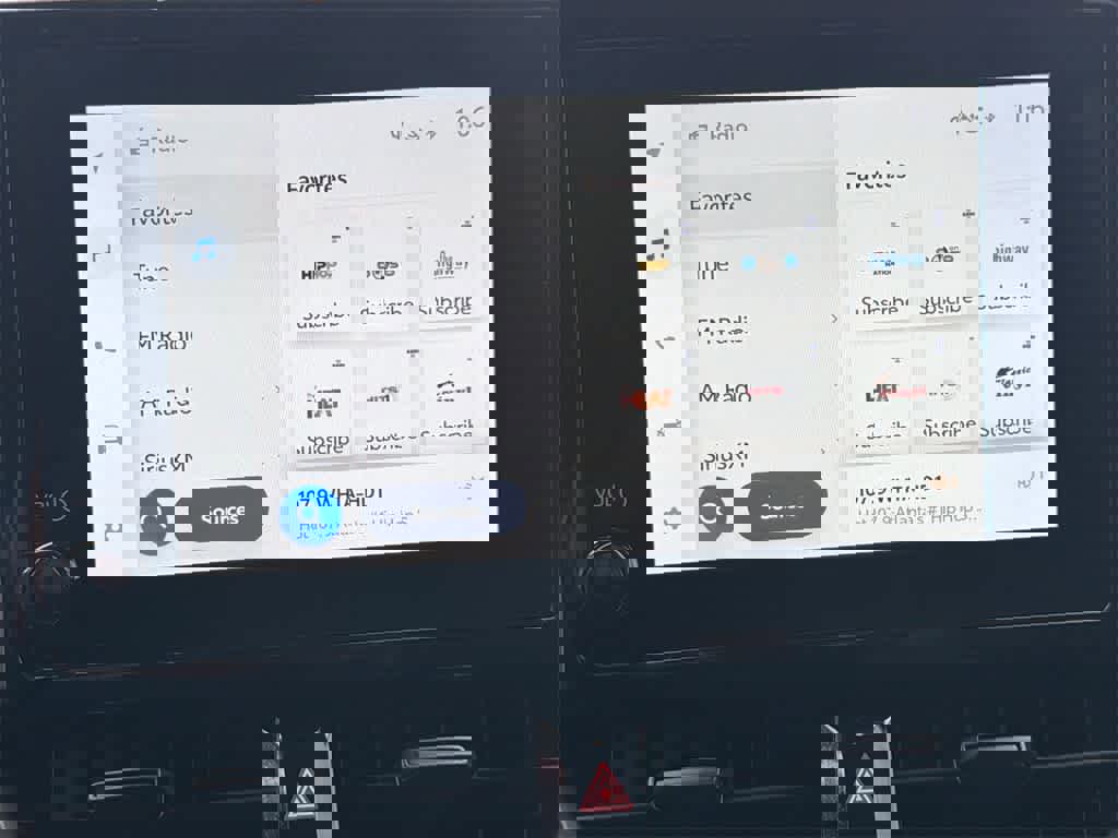 Used 2024 Toyota Corolla Cross LE image 26