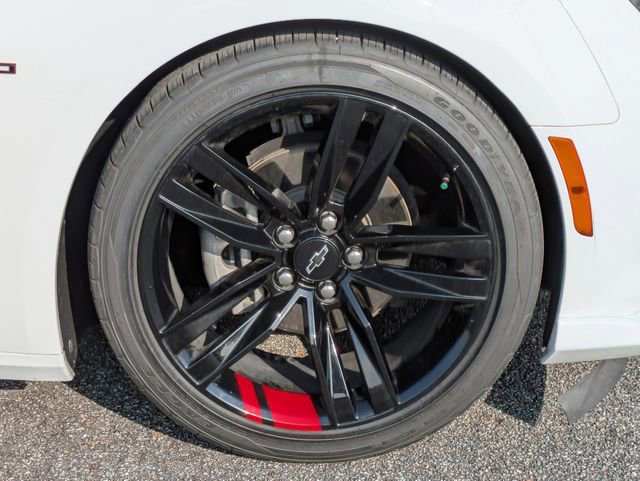 Used 2021 Chevrolet Camaro LT w/ Redline Edition image 11