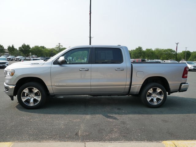 Used 2023 RAM 1500 Laramie AWD/4WD image 5