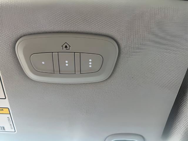 Used 2019 Jeep Cherokee Limited w/ Luxury Group AWD/4WD image 18