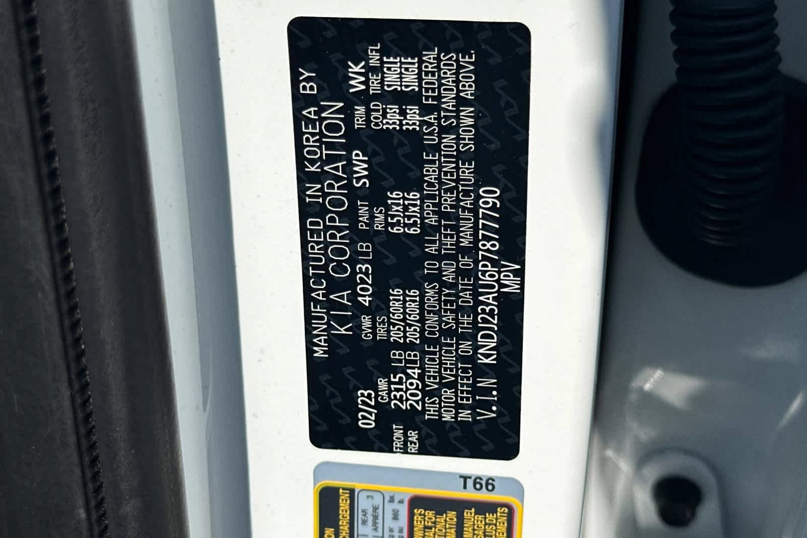 Used 2023 Kia Soul LX w/ LX Technology Package FWD image 28