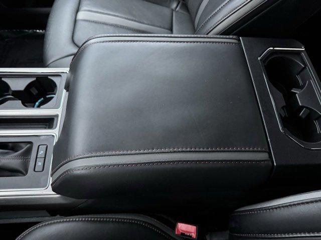 Certified 2019 Ford F150 Platinum w/ Equipment Group 701A Luxury image 25