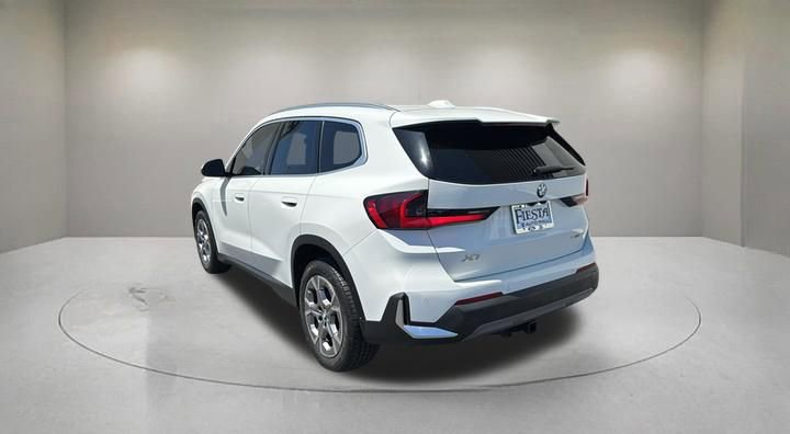 Used 2023 BMW X1 xDrive28i w/ Convenience Package AWD/4WD image 4